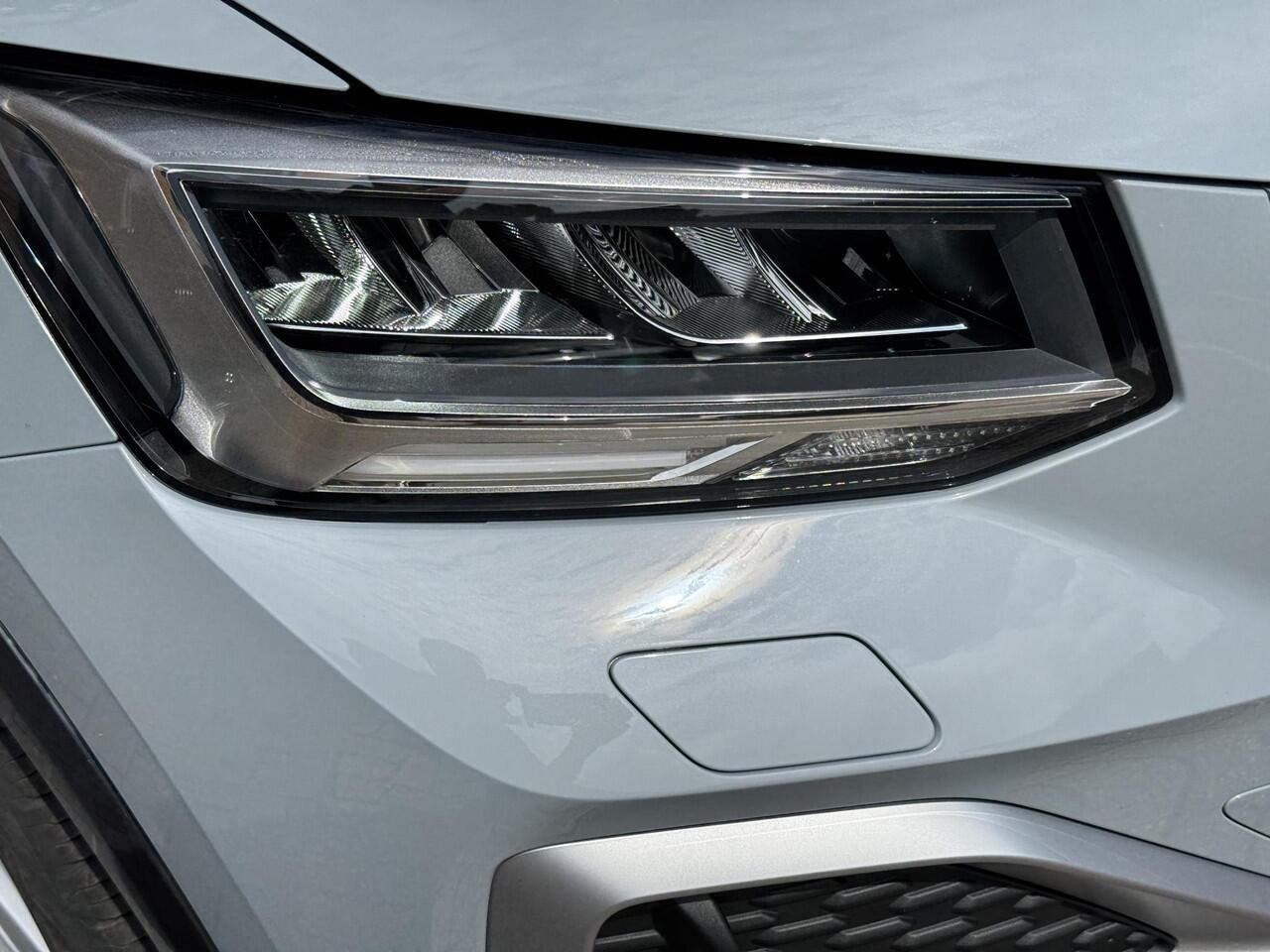 Audi Q2 35 TFSI 150pk,Apple,Camera,AddCruise