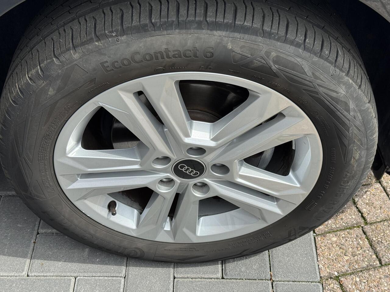 Audi Q2 35 TFSI 150pk,Apple,Camera,AddCruise