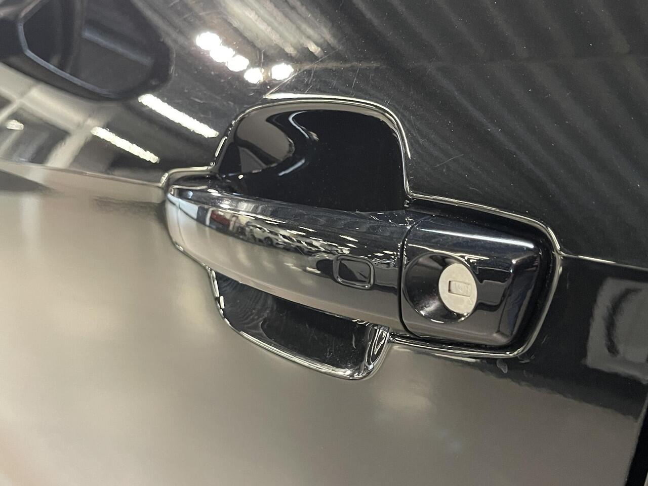 Audi Q2 35 TFSI S Edition 17"/Matrix LED/Camera/Adaptieve cruise/Keyless/PDC v+a/Stoelverwarming/Apple Carplay & Android Auto