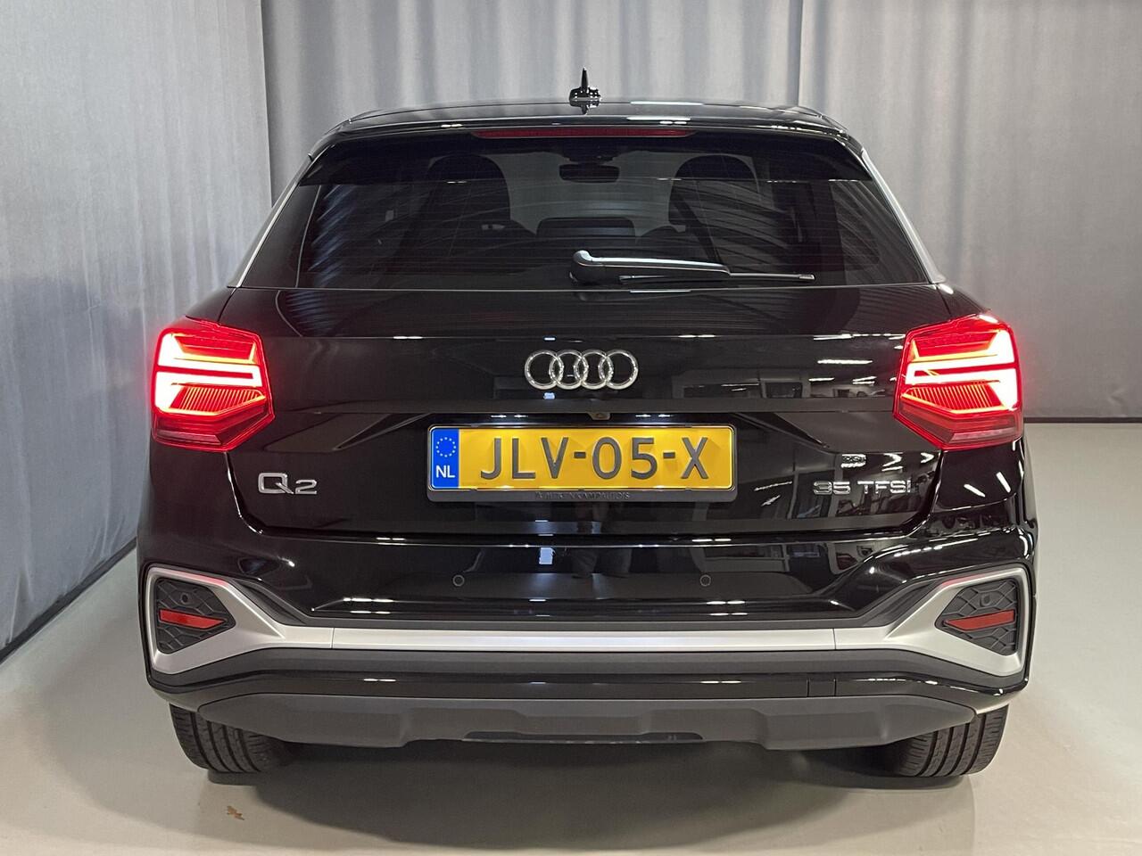 Audi Q2 35 TFSI S Edition 17"/Matrix LED/Camera/Adaptieve cruise/Keyless/PDC v+a/Stoelverwarming/Apple Carplay & Android Auto