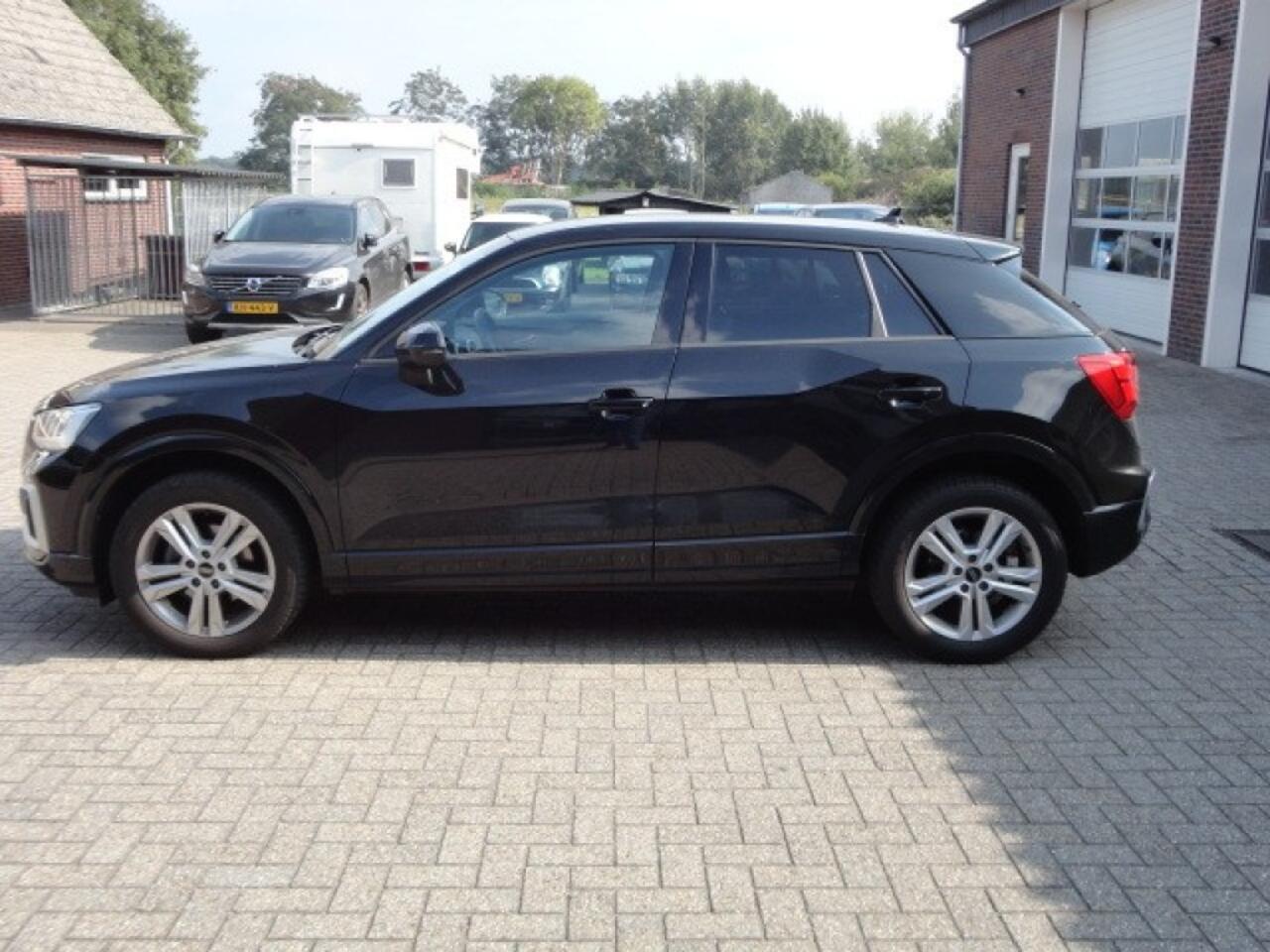 Audi Q2 35 TFSI Advanced edition Clima ,Navi ,Pdc v+a ,Camera ,Trekhaak ,NL auto