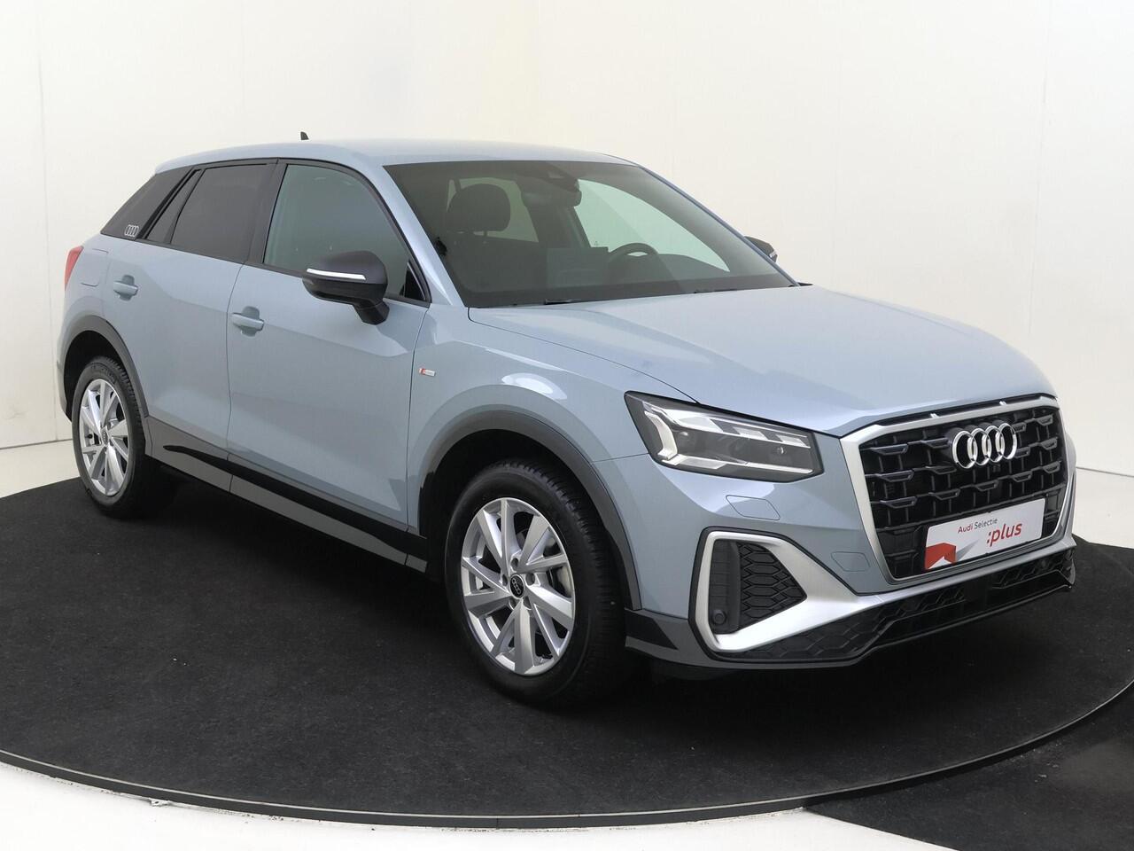 Audi Q2 35 TFSI S Edition | Trekhaak | Lederen sportstoelen | SONOS audio | Standkachel | LED matrix verlichting | Keyless | CarPlay | Sfeerverlichting |