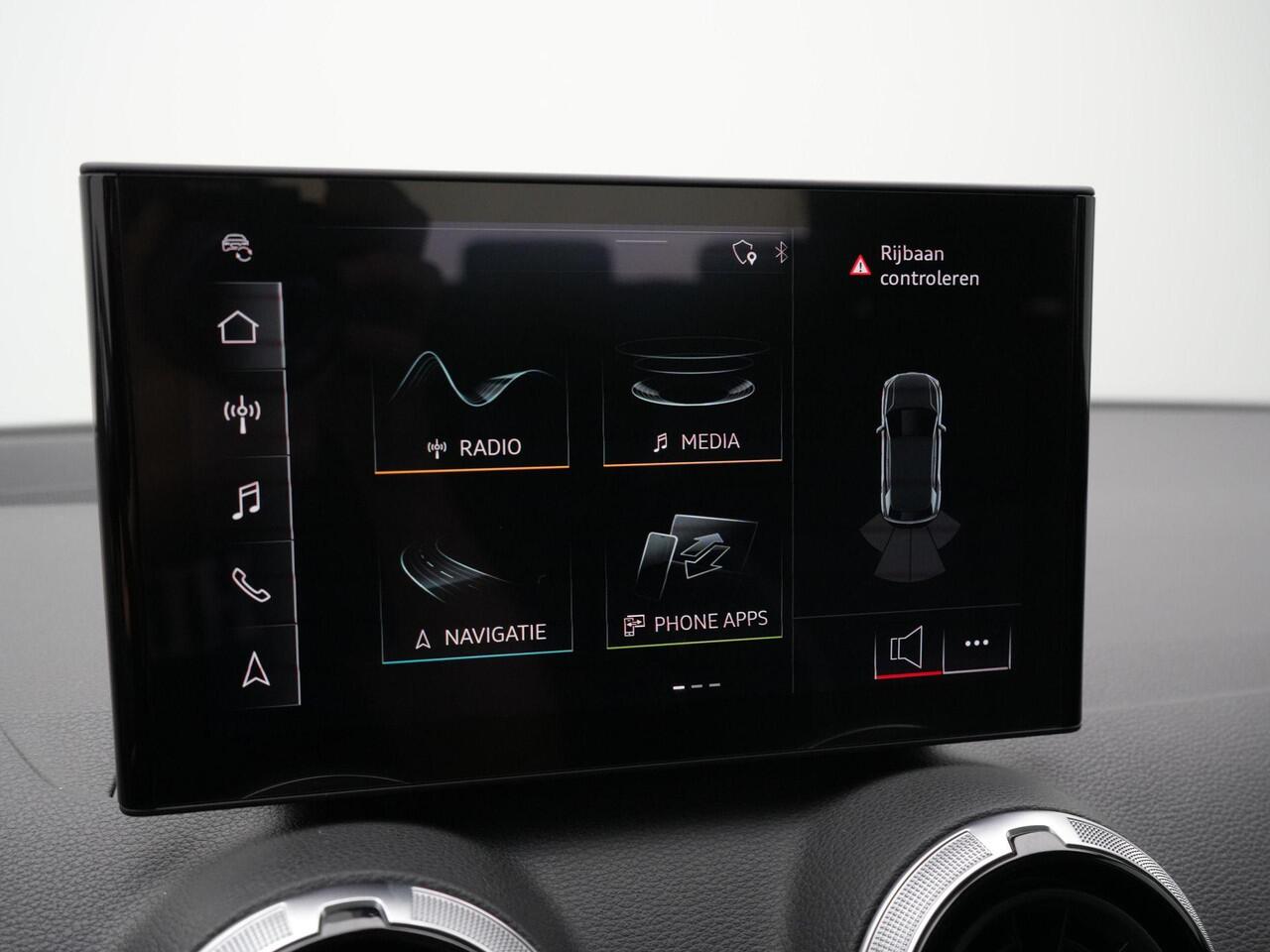 Audi Q2 35 TFSI 150 pk S-tronic Advanced edition | Panoramadak | Adaptive Cruise | Parkeersensoren achter | Stoelverwarming | 17 inch