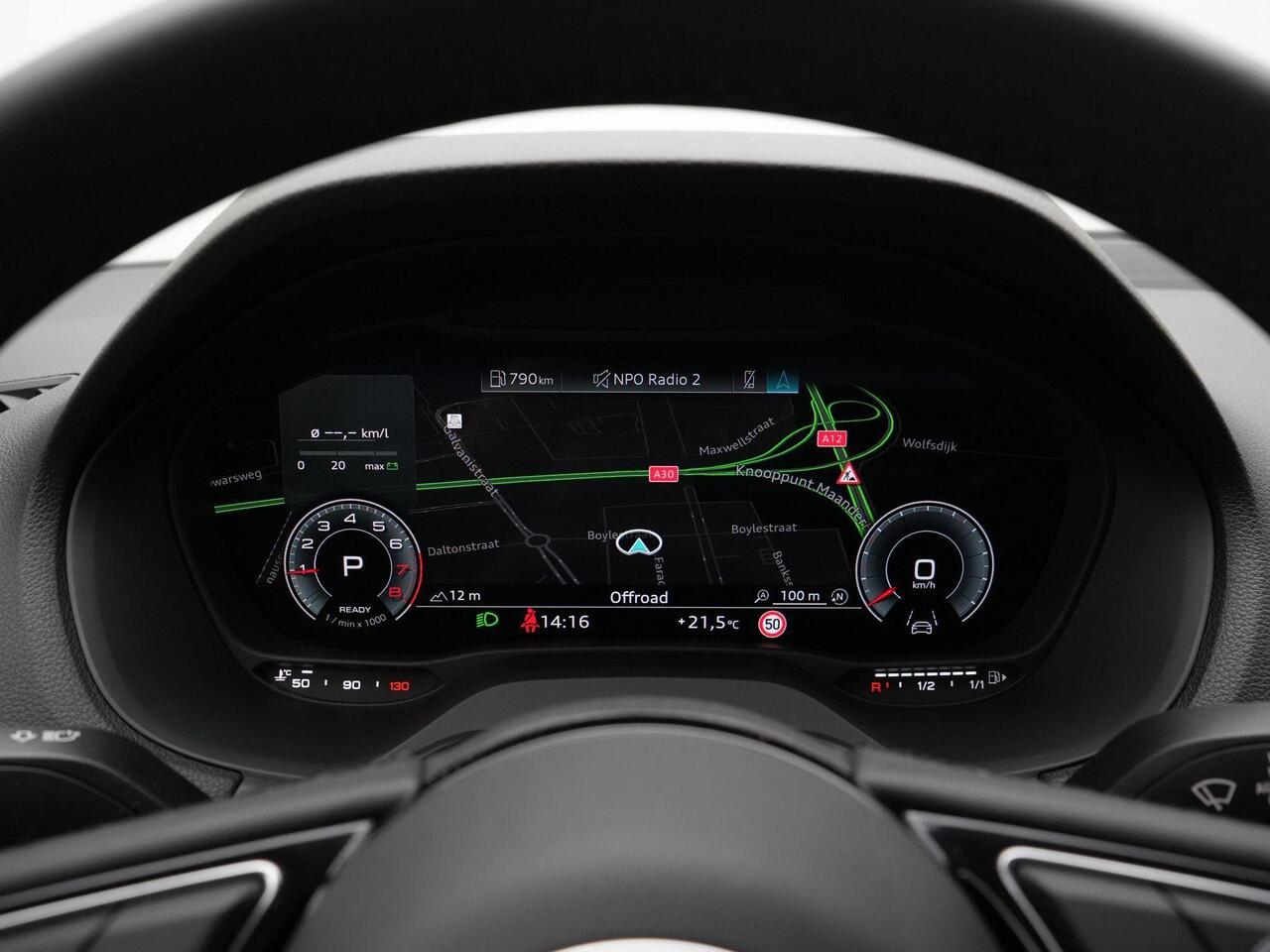 Audi Q2 35 TFSI 150 pk S-tronic Advanced edition | Panoramadak | Adaptive Cruise | Parkeersensoren achter | Stoelverwarming | 17 inch