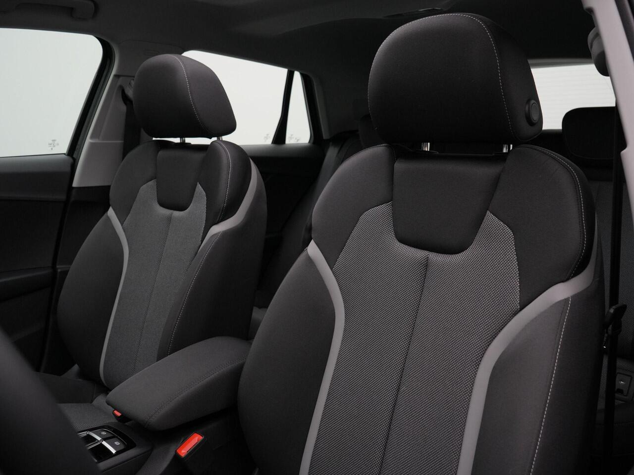 Audi Q2 35 TFSI 150 pk S-tronic Advanced edition | Panoramadak | Adaptive Cruise | Parkeersensoren achter | Stoelverwarming | 17 inch