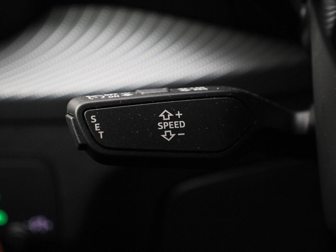 Audi Q2 35 TFSI/150PK S Edition · Leder · Sonos sound · Android/Apple Car Play · Garantie tot januari 2030 of 100.000km