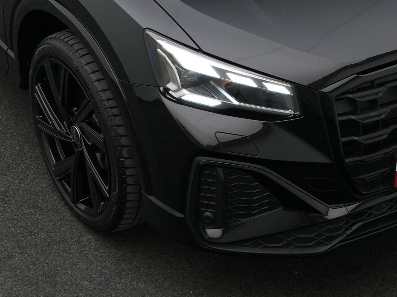 Audi Q2 35 TFSI 150 pk S-tronic S edition / S-Line | Matrix LED | Navigatie | Parkeersensoren achter | Carplay