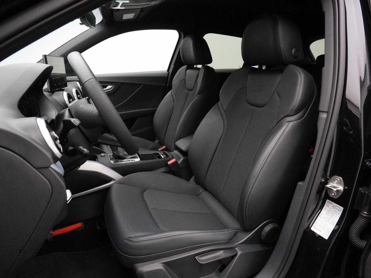 Audi Q2 35 TFSI 150 pk S-tronic S edition / S-Line | Matrix LED | Navigatie | Parkeersensoren achter | Carplay