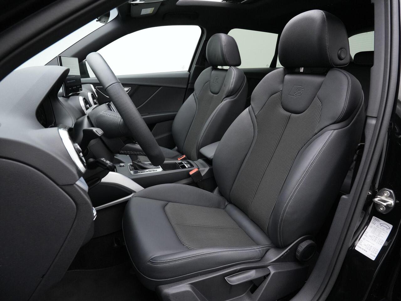 Audi Q2 35 TFSI 150 pk S-tronic S Edition / S-Line | Panoramadak | Matrix LED | Stoelverwarming | Navigatie