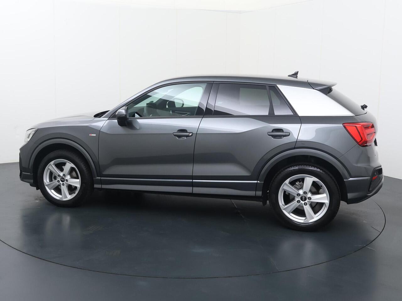 Audi Q2 35 TFSI S Edition | 150 PK | Automaat | Achteruitrijcamera | Apple Carplay/Android Auto | S line | Cruise control |