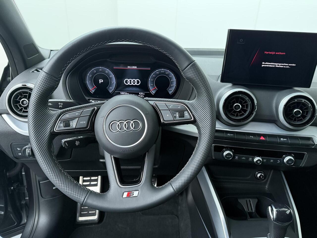 Audi Q2 35 TFSI S Edition | 150 PK | Automaat | Achteruitrijcamera | Apple Carplay/Android Auto | S line | Cruise control |
