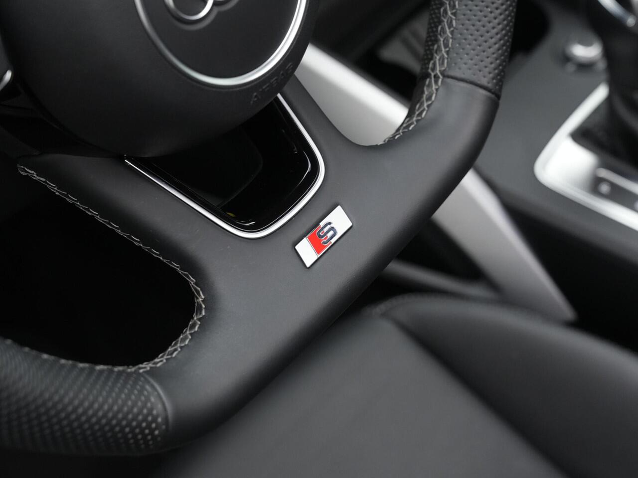 Audi Q2 35 TFSI 150 pk S-tronic S Edition / S-Line | Panoramadak | Matrix LED | Stoelverwarming | Virtual Cockpit