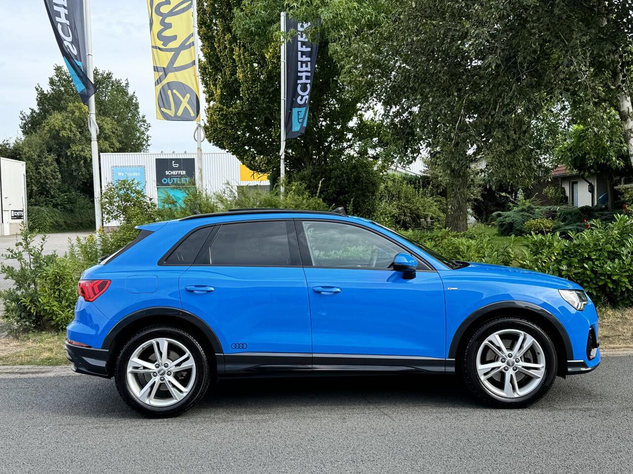 Audi Q3 40 TFSI quattro 190PK S-Line AUToPanooMatrix