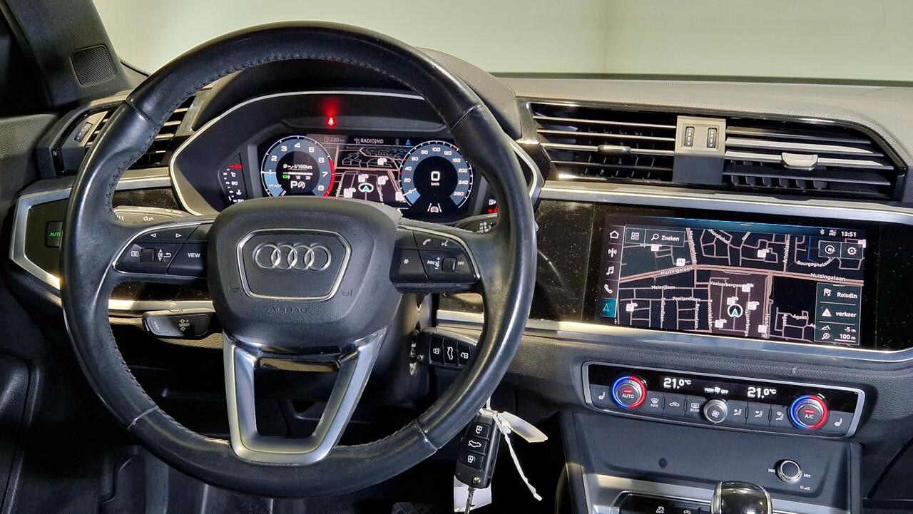 Audi Q3 35 TFSI Advanced Pro Line Plus | Panoramadak | Leder | Trekhaak
