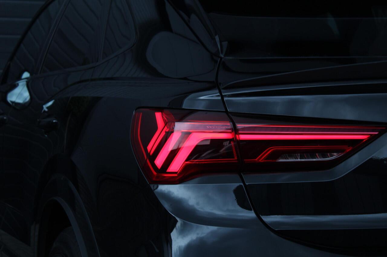 Audi Q3 Sportback 45 TFSI Quattro Edition One | S Line | Pano | Trekhaak