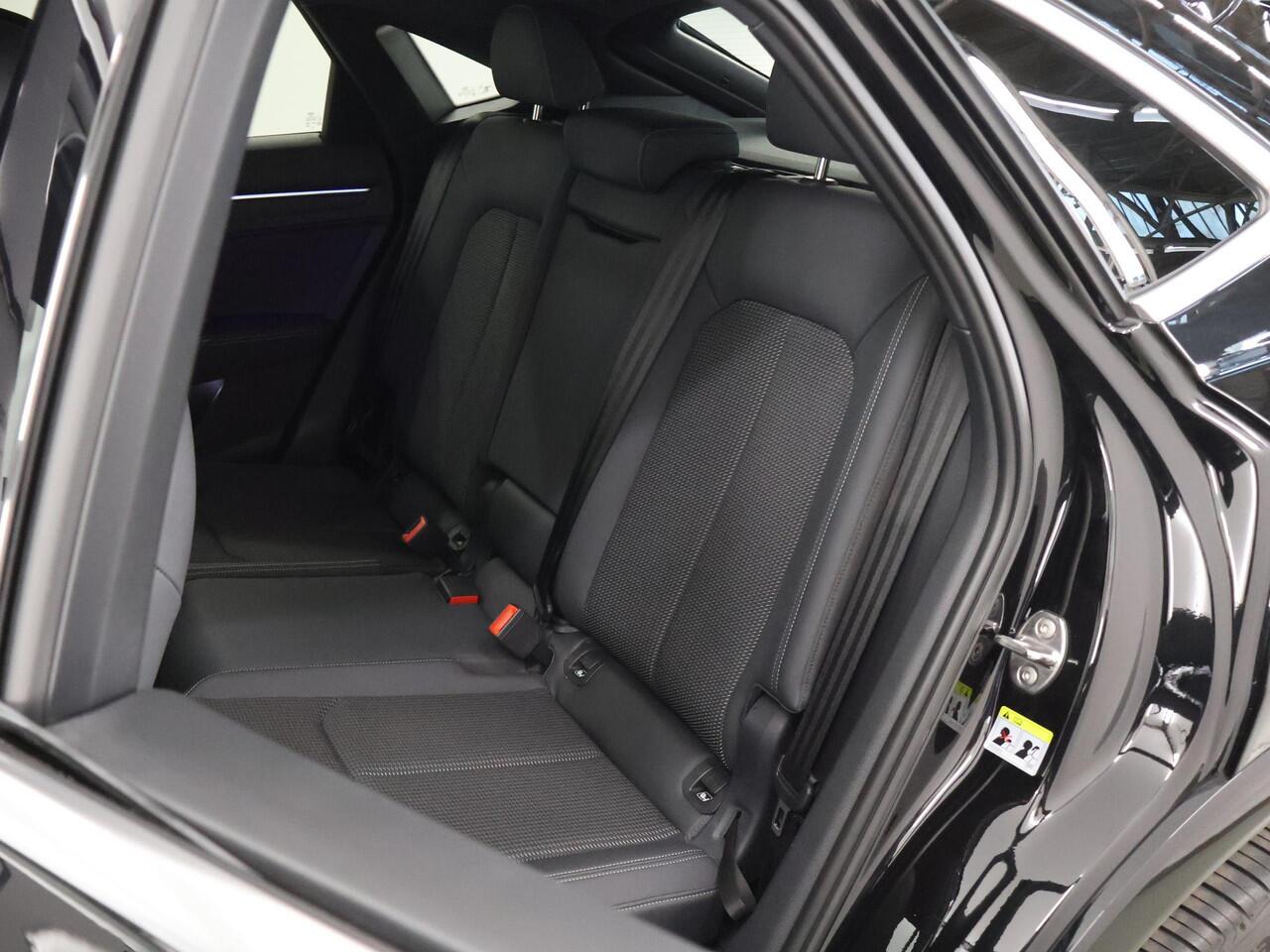 Audi Q3 Sportback 45 TFSI quattro S-Line | Virtual Cockpit | Navigatie | Parkeercamera | Stoelverwarming | Keyless Go | Climate Control |