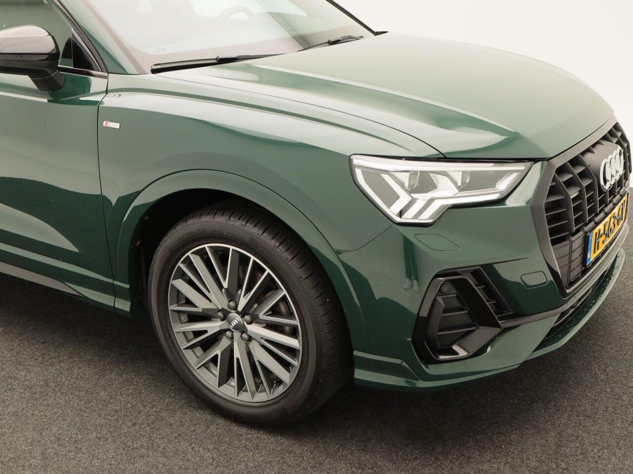 Audi Q3 40 TFSi 190 Pk Automaat quattro S-Line | Panoramadak | Adaptive Cruise | Climate Control | Stoelverwarming | Bluetooth | Navigatie | Camera | Trekhaak | 19 inch | LED | 116.661 Km!!