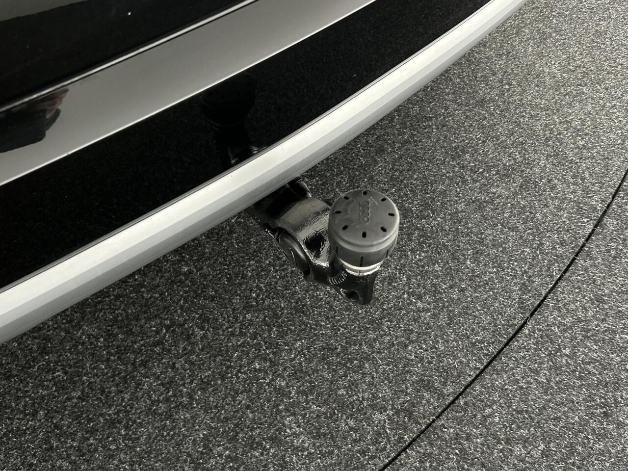 Audi Q3 35 TFSI 150pk Pro Line Trekhaak Stoelverwarming Leder Navigatie