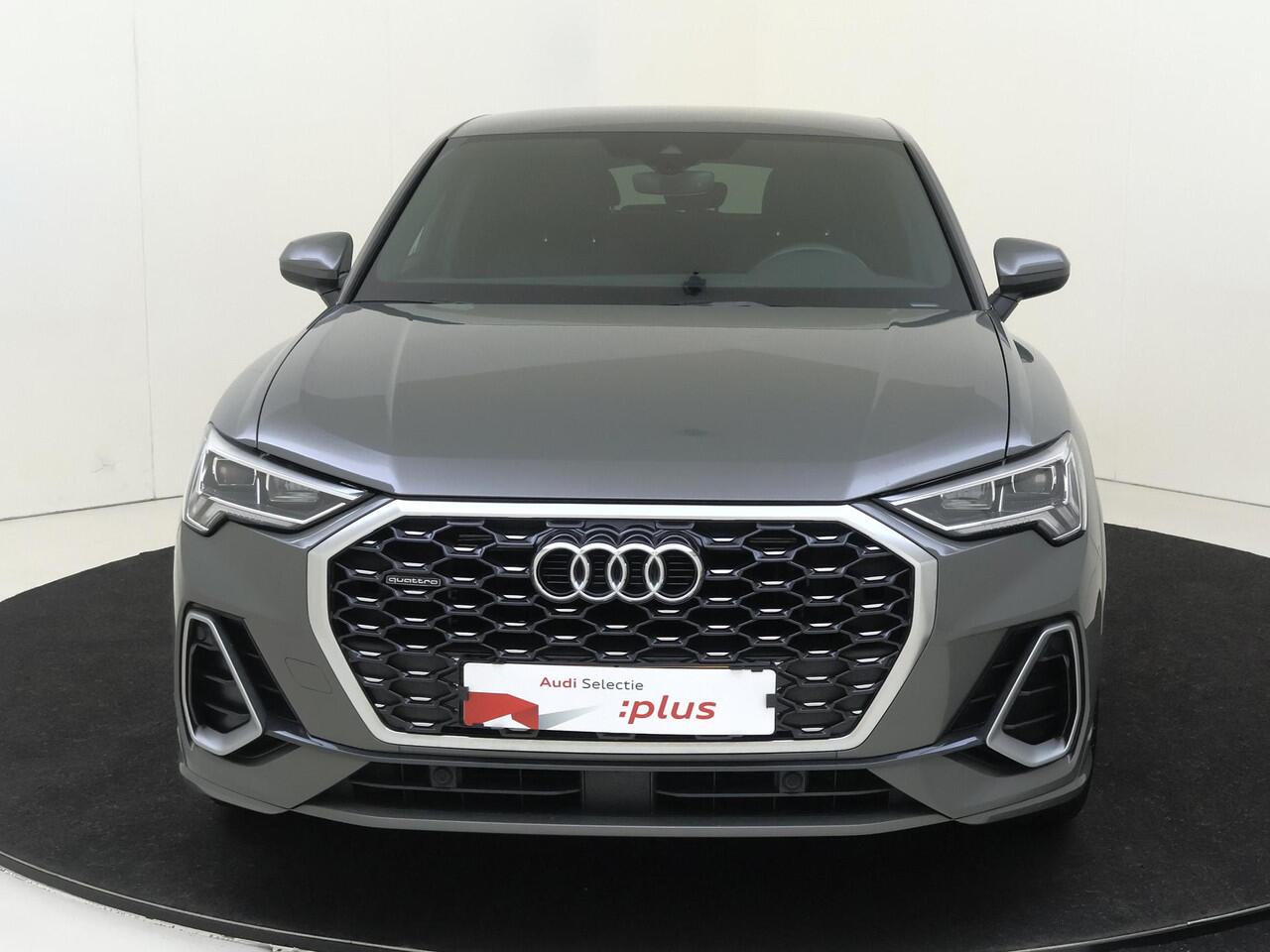 Audi Q3 Sportback 45 TFSI quattro Pro Line S | Trekhaak | Keyless | Achteruitrijcamera | Dodehoek detectie | Navigatie Plus | CarPlay | Sfeerverlichting | Cruise control |