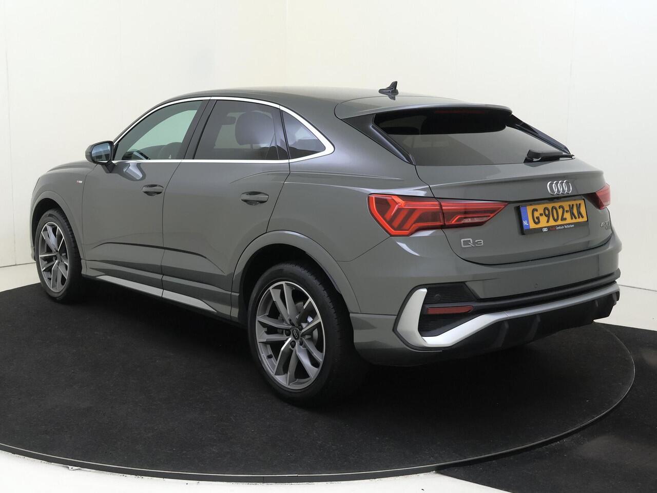 Audi Q3 Sportback 45 TFSI quattro Pro Line S | Trekhaak | Keyless | Achteruitrijcamera | Dodehoek detectie | Navigatie Plus | CarPlay | Sfeerverlichting | Cruise control |