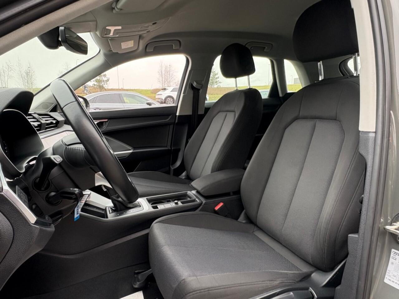 Audi Q3 35 [1.5] TFSI AUT. 150PK LED DIGITALE-SCHERM NAVI CARPLAY AIRCO LMV PDC