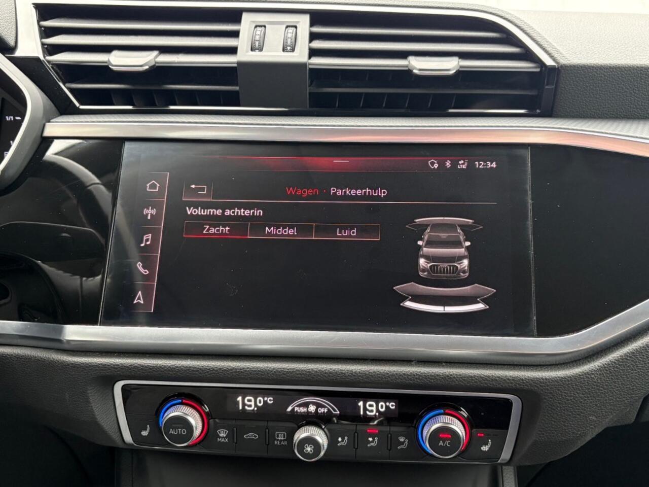 Audi Q3 35 [1.5] TFSI AUT. 150PK LED DIGITALE-SCHERM NAVI CARPLAY AIRCO LMV PDC