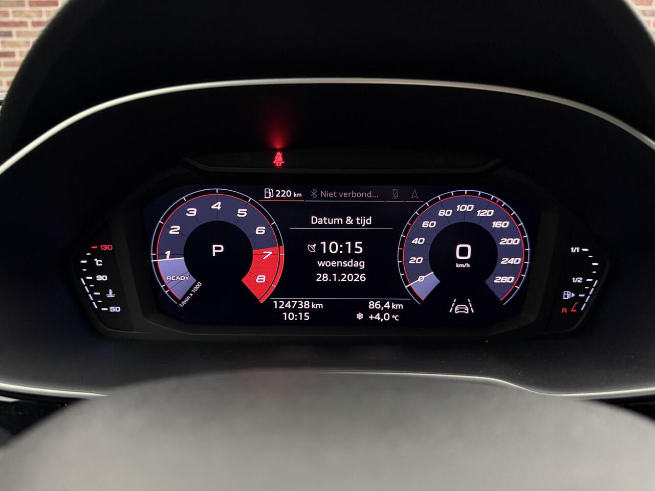 Audi Q3 45 TFSI quattro S Line Panorama | Elekt. verstelbare stoel | Stoelverwarming | Bekabeld Apple carplay & Android auto