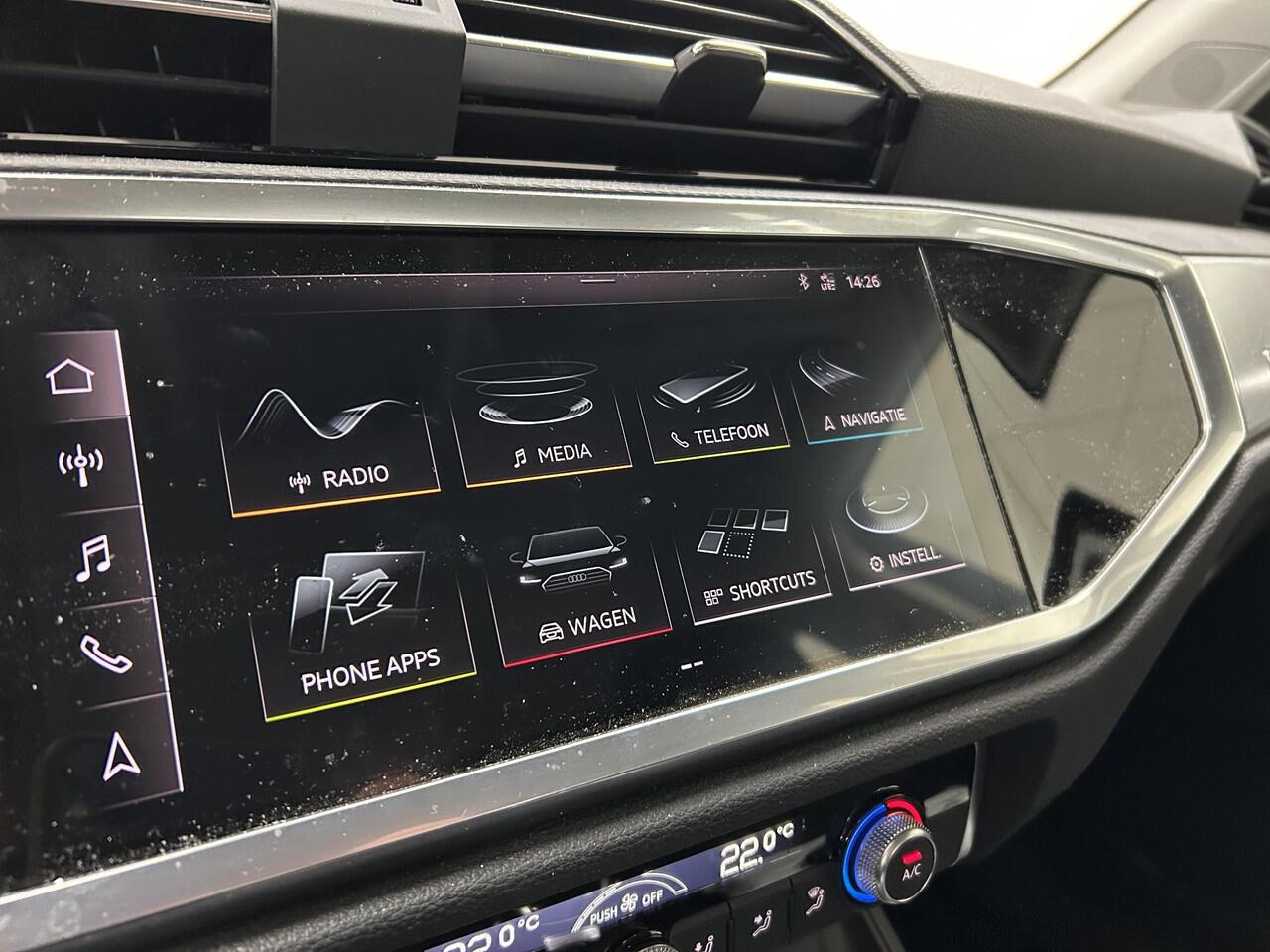 Audi Q3 35 TFSI Pro Line NAVIGATIE | PARKEERSENSOREN | NIEUWSTAAT | AUTOMAAT