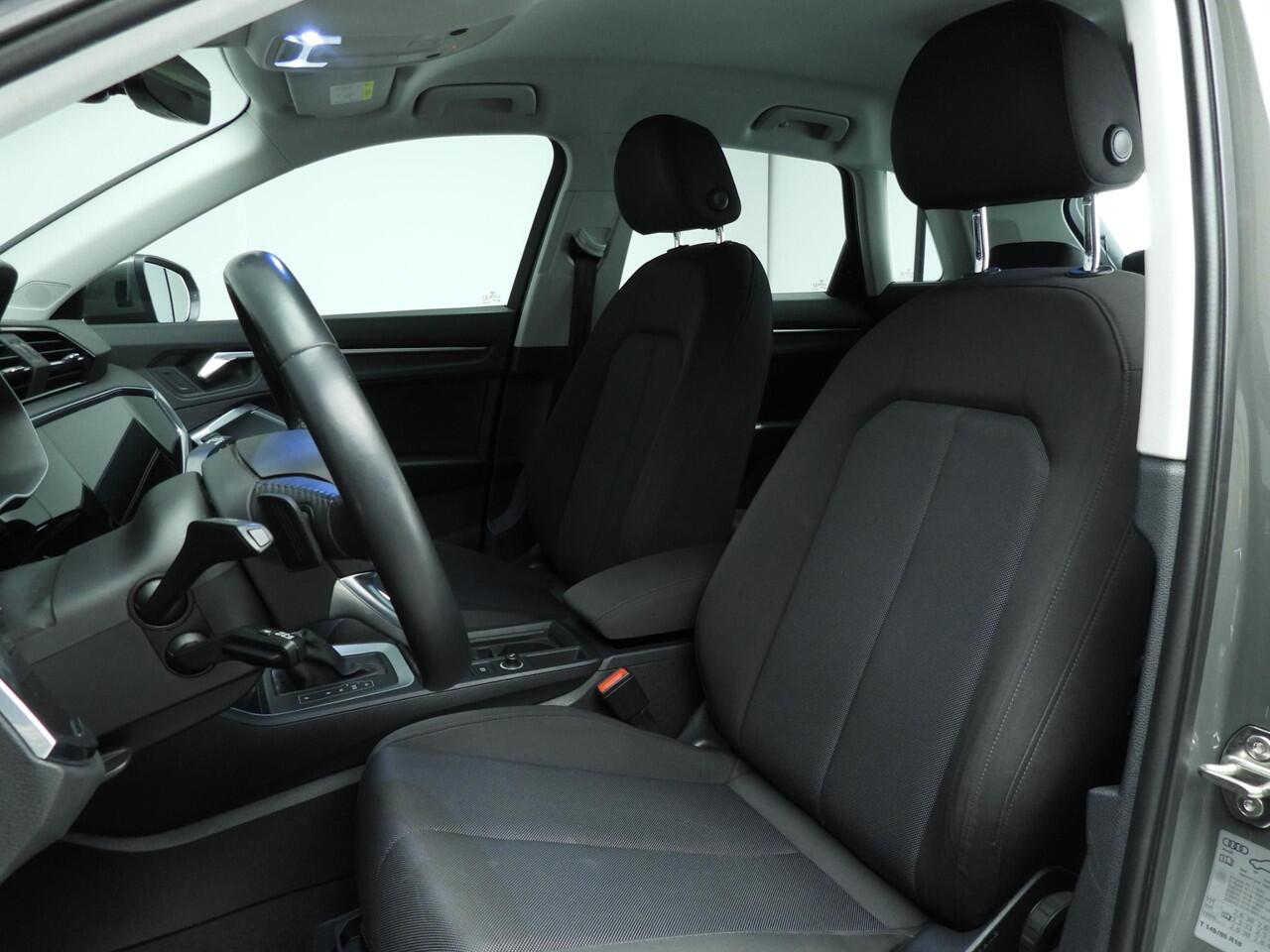 Audi Q3 35 TFSI Advanced Pro Line Plus Automaat | Trekhaak elek. | Stoelverwarming