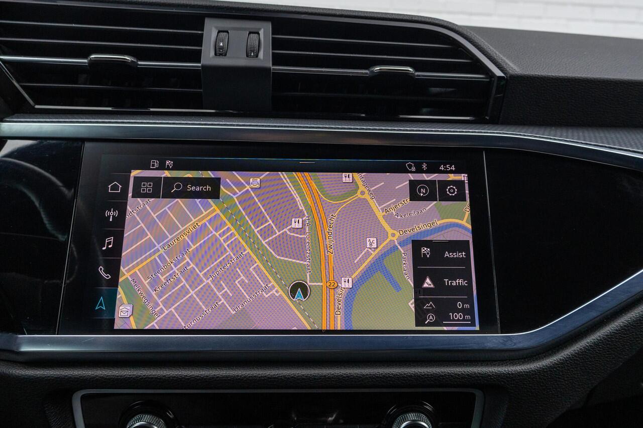 Audi Q3 40 TDI quattro S-Line|Sportstoelen|Elec klep|Camera