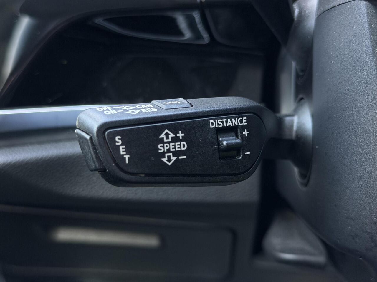 Audi Q3 35 TFSI Advanced | PDC | Stoelverwarming |