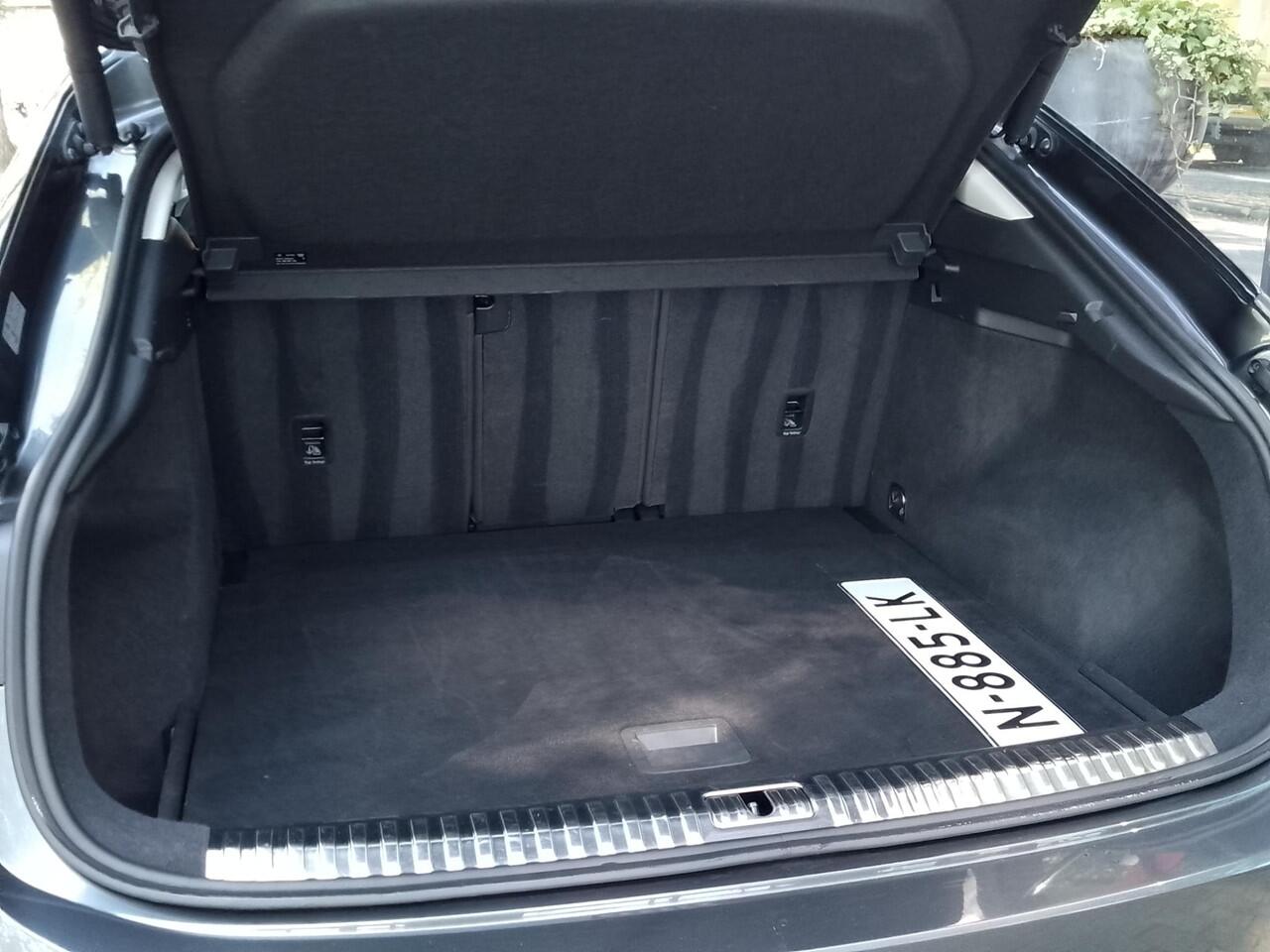 Audi Q3 Sportback 35 TFSI Pro Line S-LINE AUTOMAAT | Navi | ECC | PDC+Camera | Adapt. Cruise | Panodak | Trekhaak