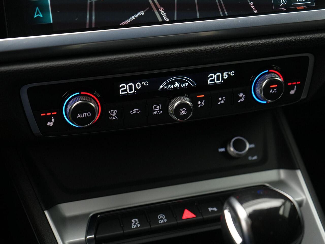 Audi Q3 35 TFSI 150 pk S-tronic Advanced | Matrix LED | Leder | Parkeersensoren voor/achter | Stoelverwarming | Cruise Control | Side Assist | 18 inch