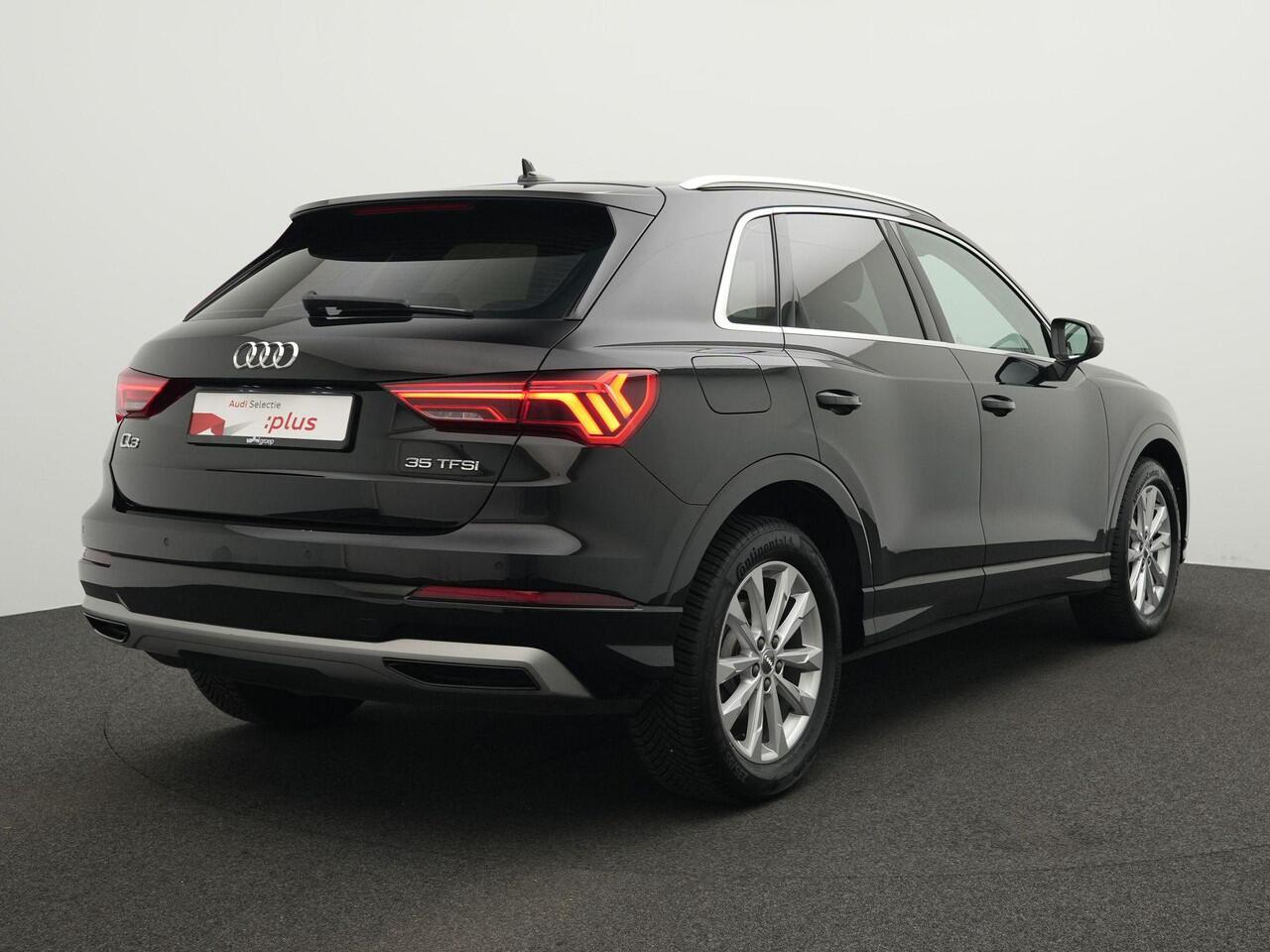 Audi Q3 35 TFSI 150 pk S-tronic Advanced | Matrix LED | Leder | Parkeersensoren voor/achter | Stoelverwarming | Cruise Control | Side Assist | 18 inch