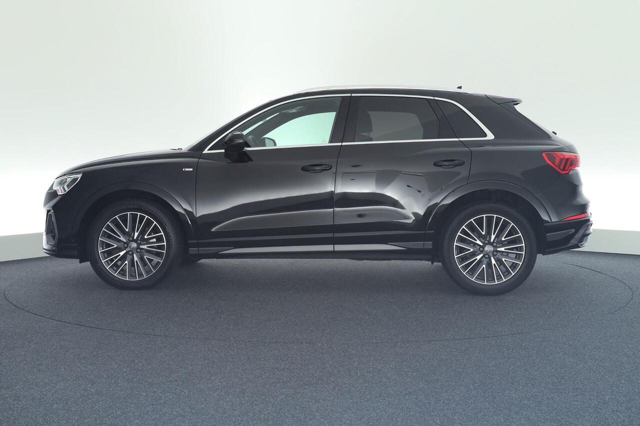Audi Q3 40 TFSI 190pk S-Tronic quattro S edition Camera Navigatie Stoelverwarming Drive Select
