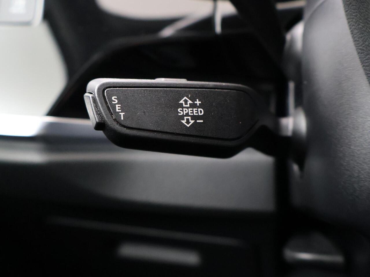 Audi Q3 Sportback 35 TFSI Pro Line business | 150 PK | Automaat | Multifunctioneel stuurwiel | Cruisecontrol | Parkeersensoren |