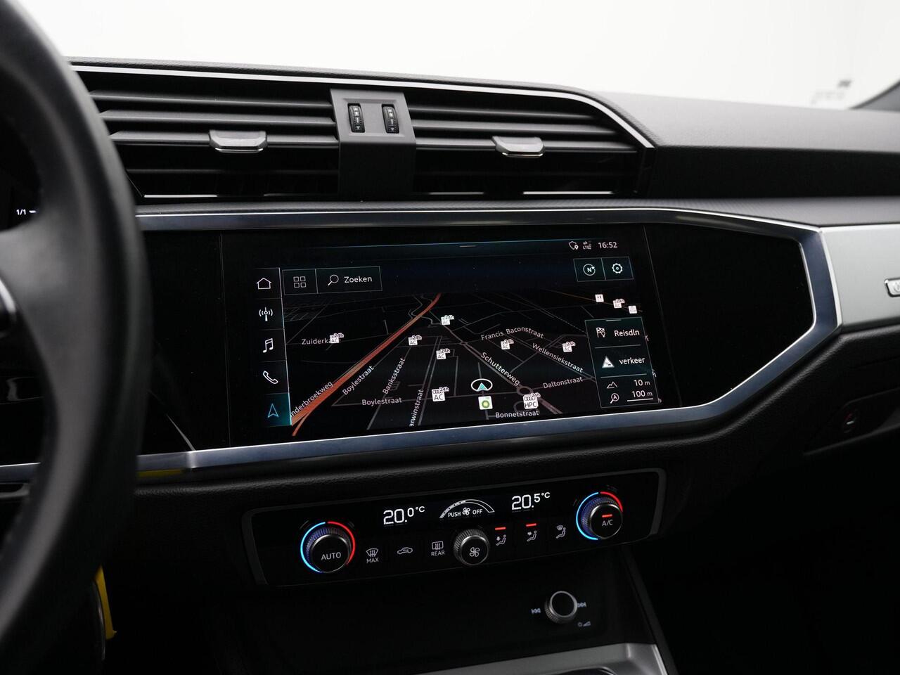 Audi Q3 Sportback 35 TFSI 150 pk S-tronic S-Line | Panoramadak | Trekhaak | Achteruitrijcamera | Navigatie | Sportonderstel