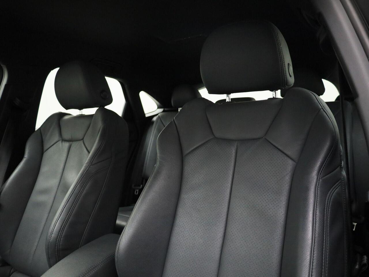 Audi Q3 Sportback 35 TFSI/150PK S Edition · Leder · Apple/Android Car Play · Keyless · Navigatie · Stoelverwarming ·