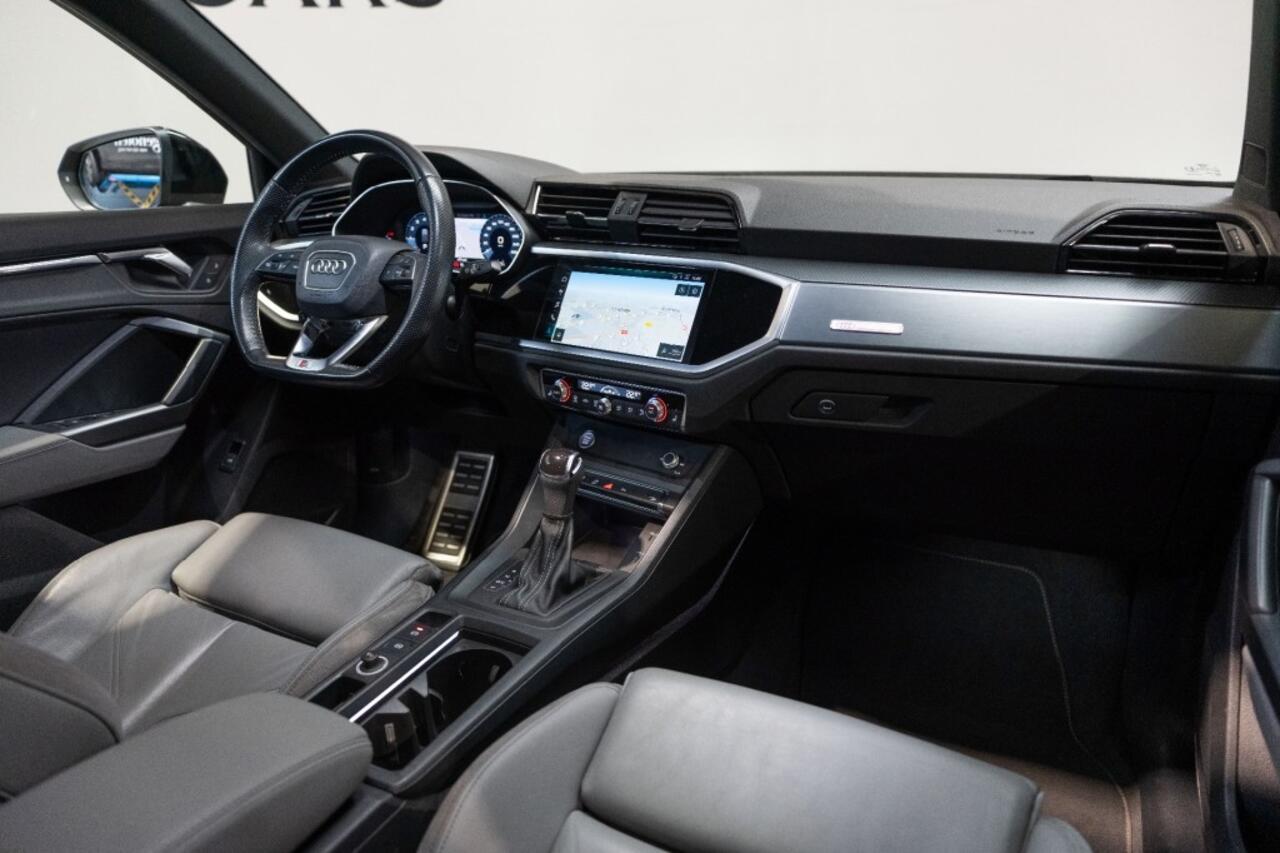 Audi Q3 35 TFSI automaat S-Line, Pano, Keyless, Leder, El.trekhaak, DSP Sound, 20 Inch