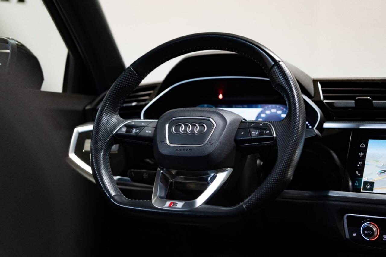Audi Q3 35 TFSI automaat S-Line, Pano, Keyless, Leder, El.trekhaak, DSP Sound, 20 Inch