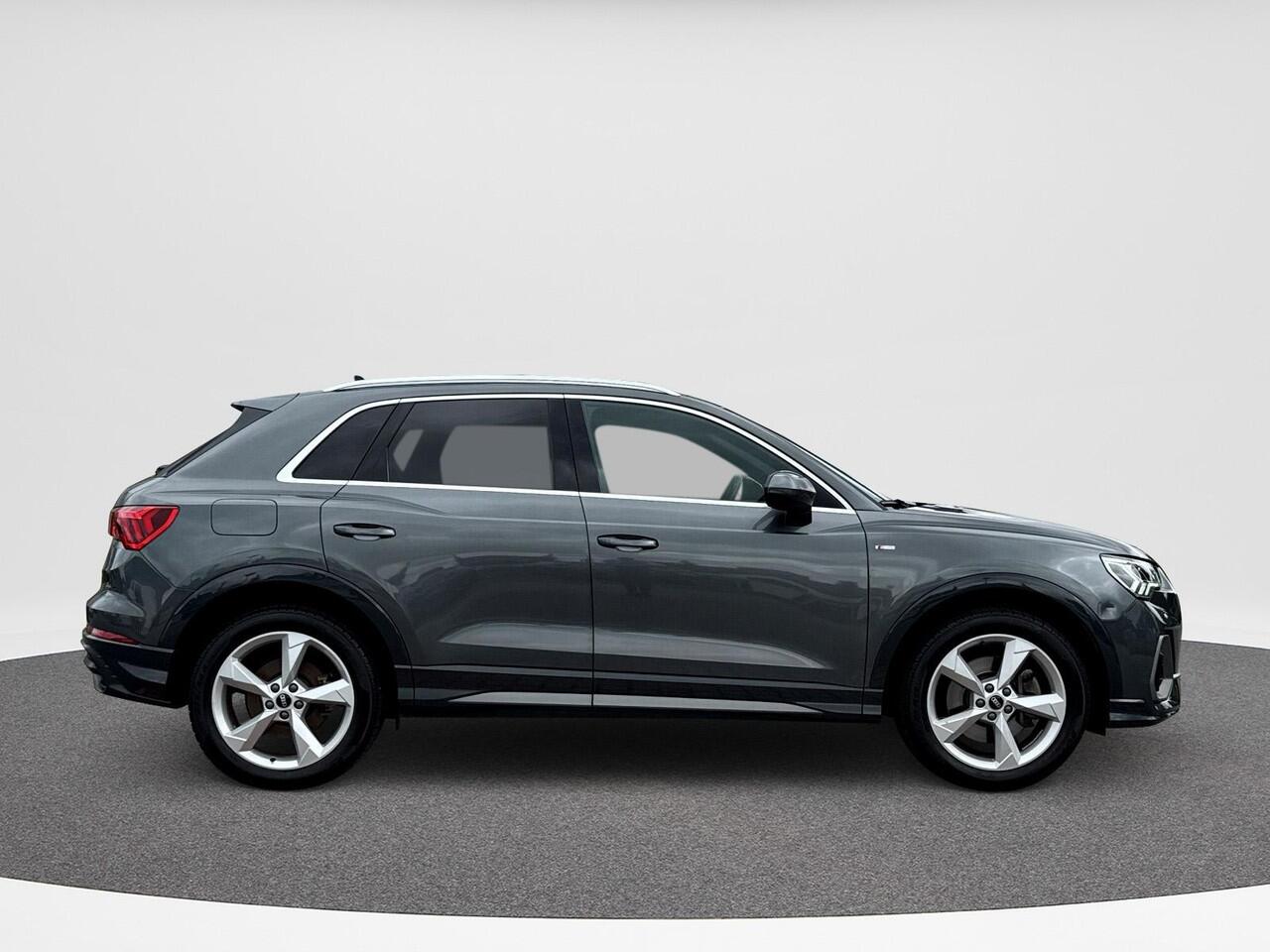 Audi Q3 45 TFSI e S Line | 245Pk | PHEV | Keyless | LED | Cruise |