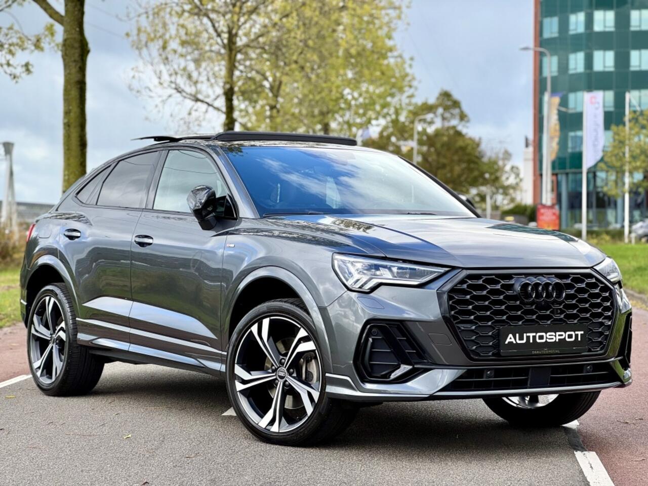 Audi Q3 45 TFSI e S-Line Pano B&O Trekhaak Sfeerv. 360 Camera