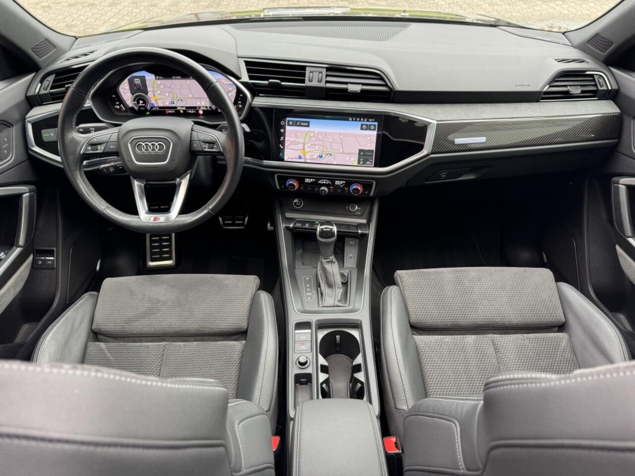 Audi Q3 45 TFSI e S-Line Pano B&O Trekhaak Sfeerv. 360 Camera