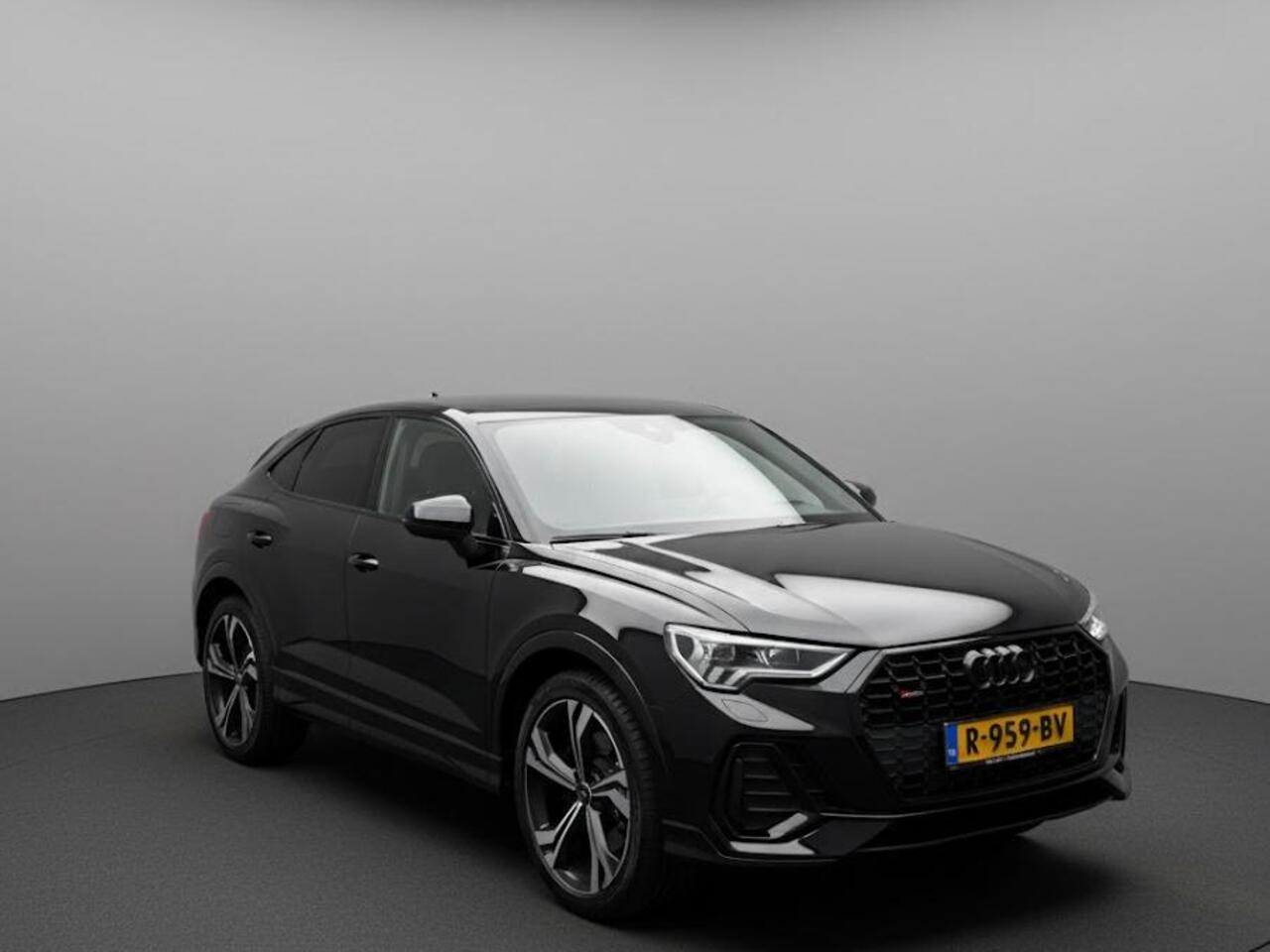 Audi Q3 Sportback 45 TFSI e S Edition 245PK | SOH 91% | Panorama dak | 2x S-line | Blindspot | Ambient+ | Elektrische stoelverstelling |