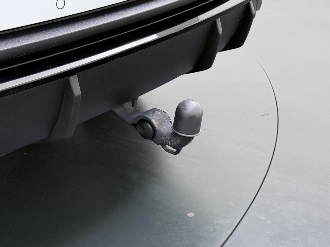 Audi Q3 Sportback 45 TFSI e S Edition PLUG IN HYBRIDE||2x S-LINE BINNEN + BUITEN| ADAPTIVE CRUISE| DODE HOEK | ELEK. TREKHAAK| DIG. DASH|