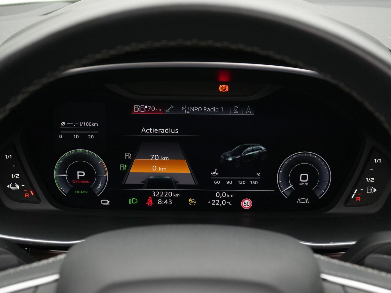 Audi Q3 45 TFSI e 245 pk S-tronic S edition / S-Line | Panoramadak | SONOS sound | Achteruitrijcamera | Sportstoelen | LED Koplampen | Adaptive Cruise | 20 inch