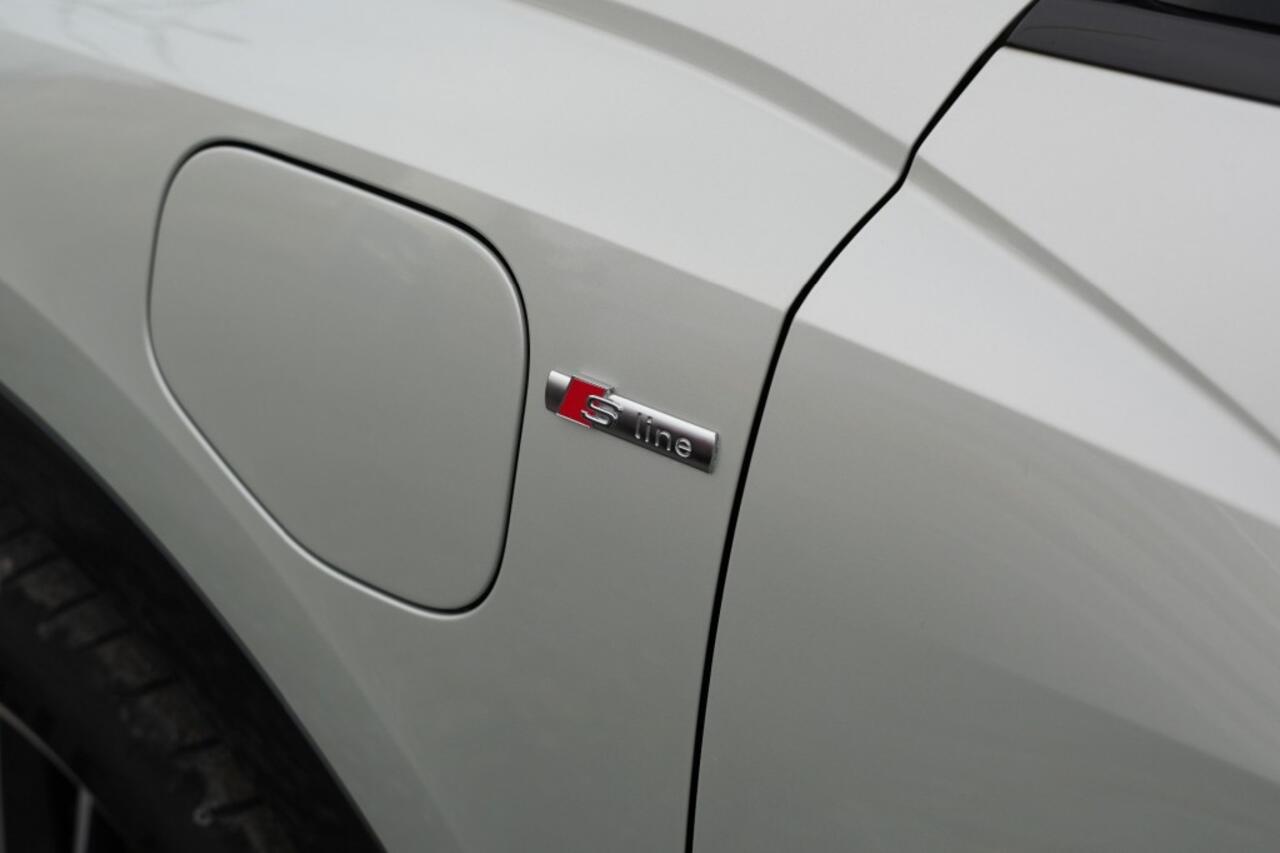 Audi Q3 45 TFSI E S EDITION