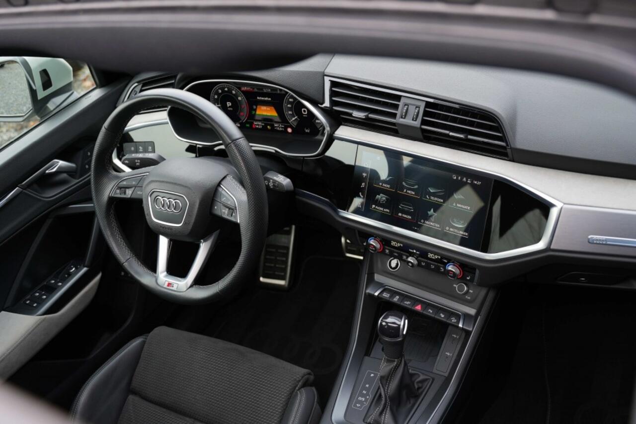 Audi Q3 45 TFSI E S EDITION