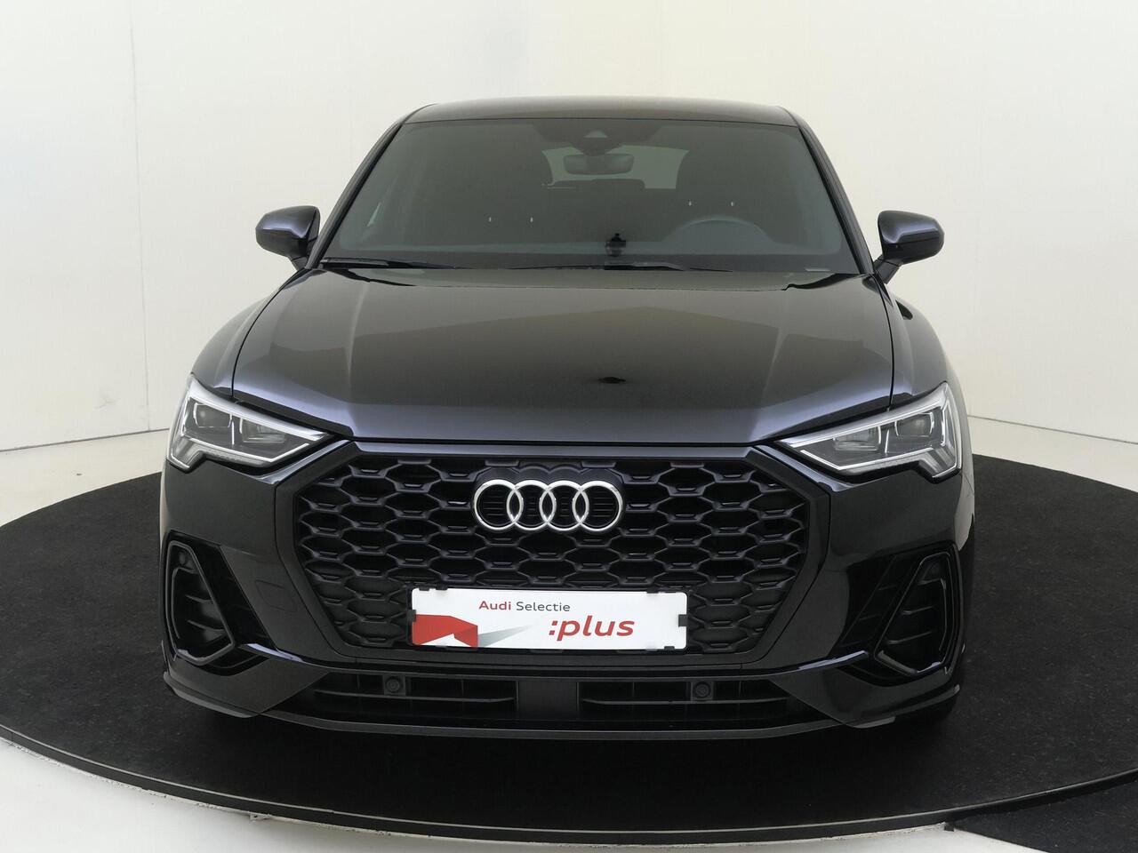 Audi Q3 Sportback 35 TFSI S Edition | Keyless | Navigatie Plus | Stoelverwarming | Cruise control | CarPlay | Elektrische achterklep | Grootlichtassistent |