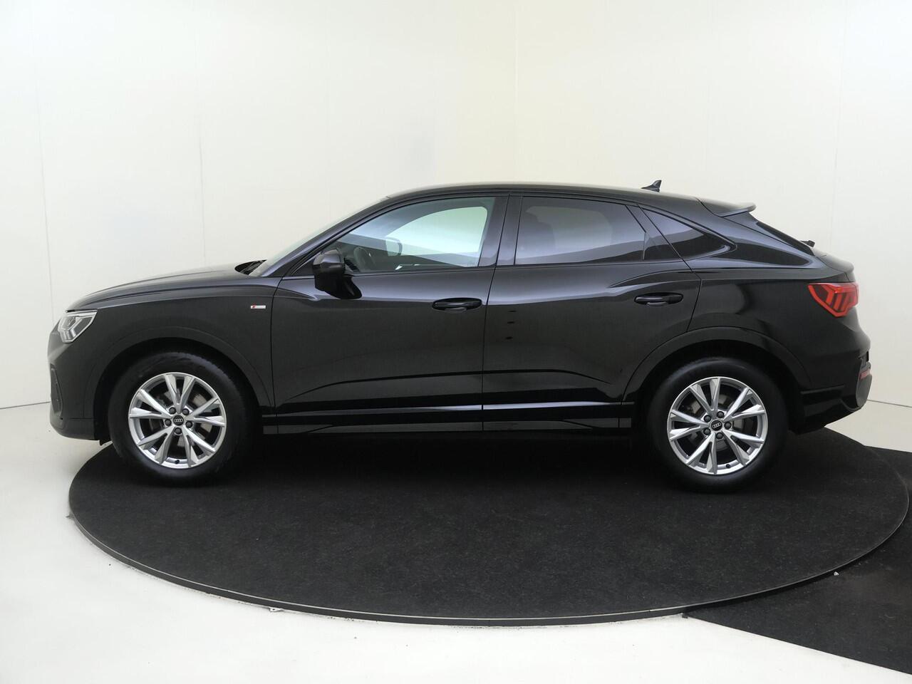 Audi Q3 Sportback 35 TFSI S Edition | Keyless | Navigatie Plus | Stoelverwarming | Cruise control | CarPlay | Elektrische achterklep | Grootlichtassistent |